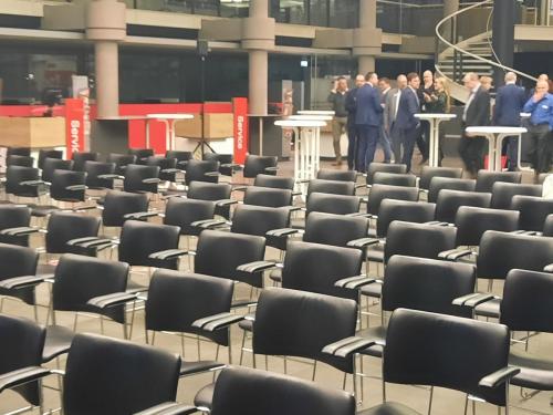 Über 200 Mitarbeiter in der Kreisparkasse  München wurde vom Hacker-Vortrag Ralf Schmitz geschult.“