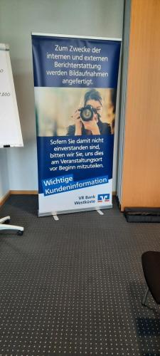 Hackervortrag bei Volksbank Husum – Cybersicherheit im digitalen Zeitalter